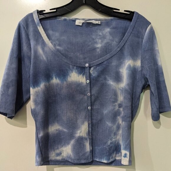 New Nordstrom All In Favor | Marled Tie Dye Rib Top in Denim - Picture 2 of 6